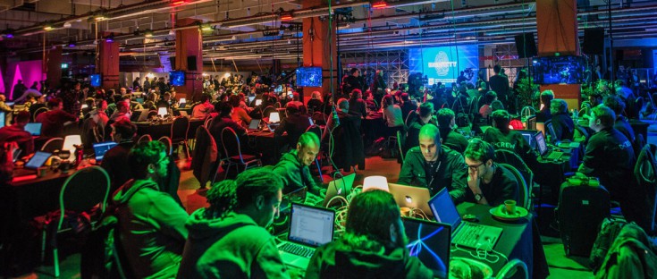 #dbh17 - Winnaars van de Dutch Blockchain Hackathon - Categorie Overheid Heruitvinden